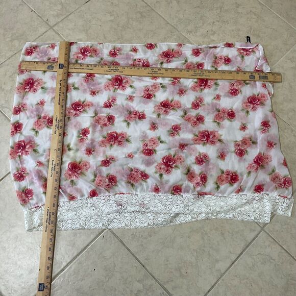 Torrid Floral Scarf Wrap pink/white Delicate lace trim multifunctional - Picture 3 of 7